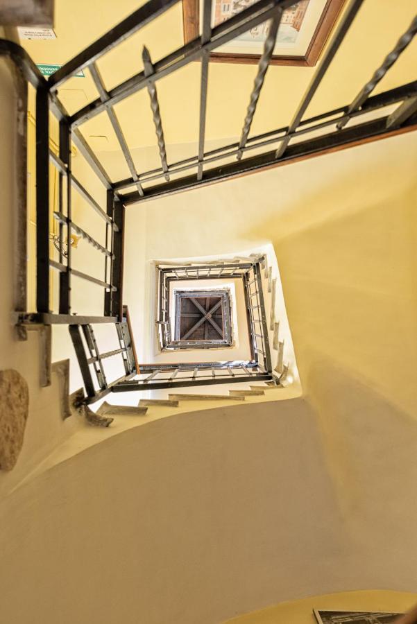 Bed and Breakfast A Vinicius et Mita à Rome Extérieur photo
