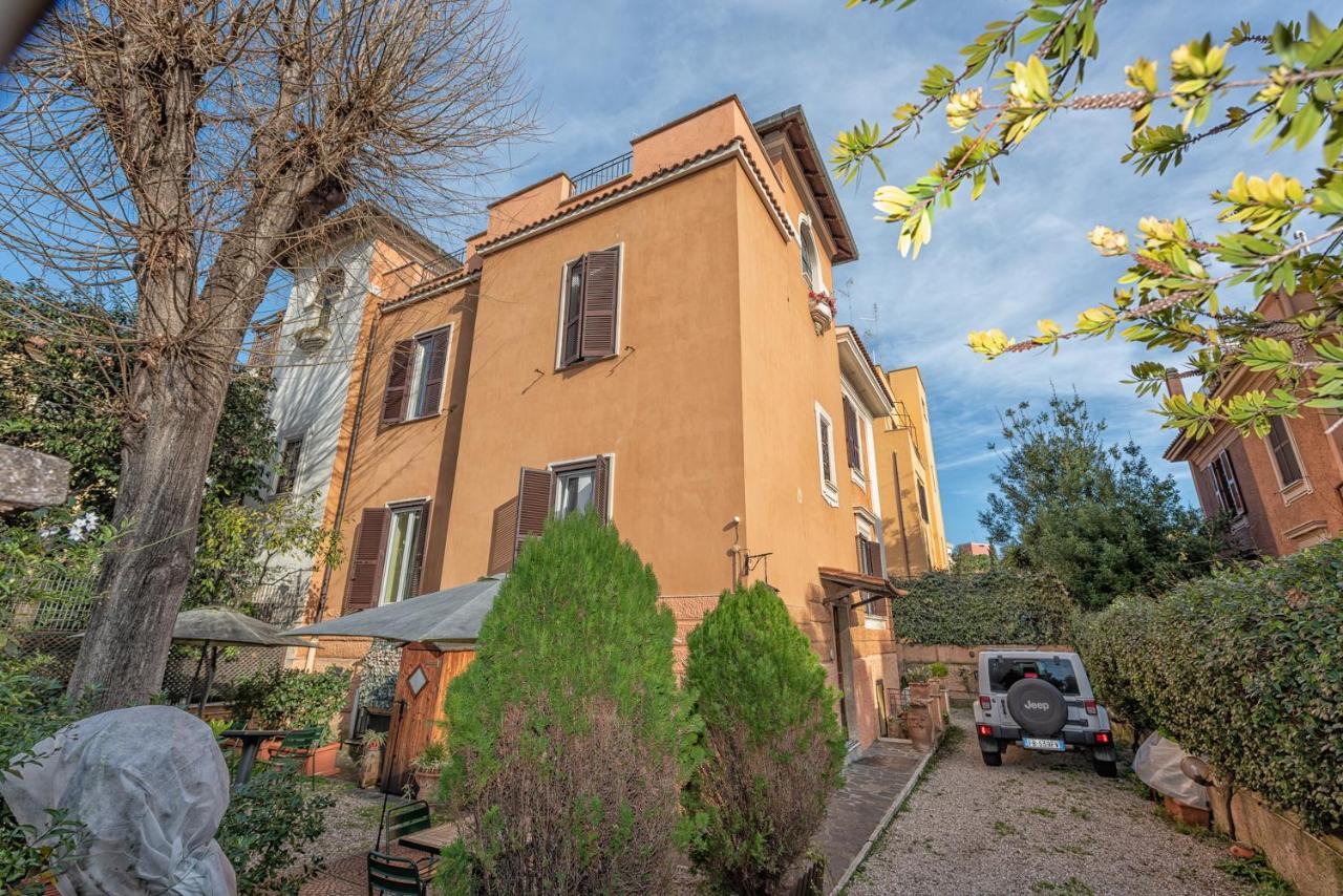 Bed and Breakfast A Vinicius et Mita à Rome Extérieur photo