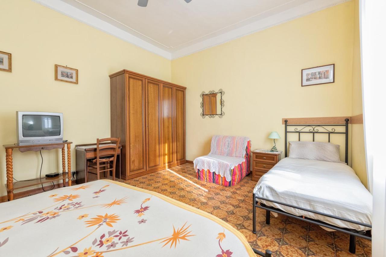 Bed and Breakfast A Vinicius et Mita à Rome Extérieur photo